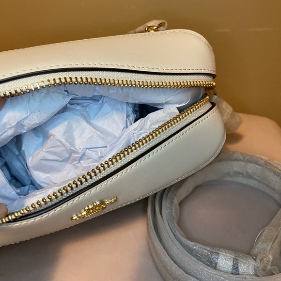 NWT Coach purse - Picture 2 of 4